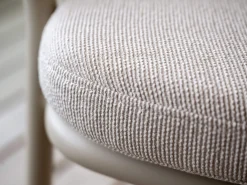 Klea Sessel Alu greige mit Kordel greige Kissen Vanilla