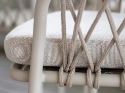 Klea Sessel Alu greige mit Kordel greige Kissen Vanilla