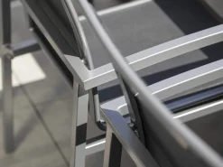 Skelby Stapelsessel Aluminium mit Textilenbezug graphit|silbergrau