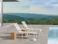 Spa Liege Rollenliege Alu anthracite | softex coal mit Teak-Armlehnen