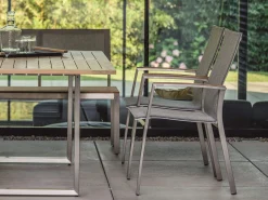 Stapelsessel Mika Teak Edelstahl Textilenbezug Leinen grau